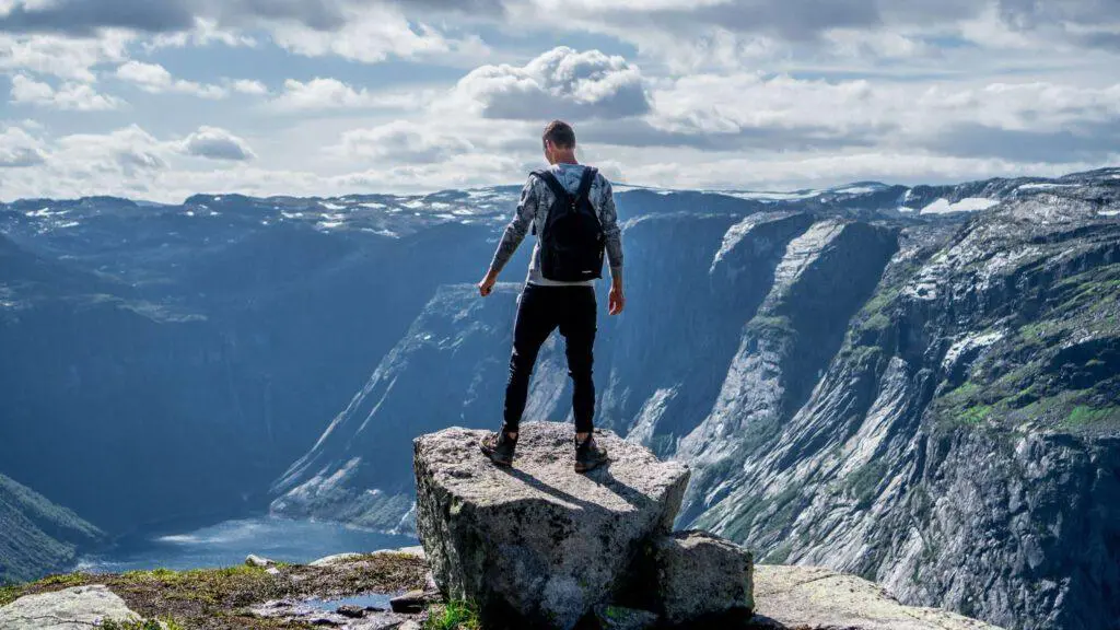 Trolltunga