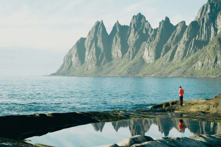 Bergkette Okshornan auf Senja