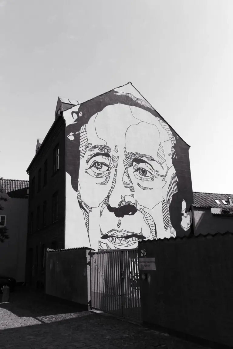 Gebäude mit Hans Christian Andersen