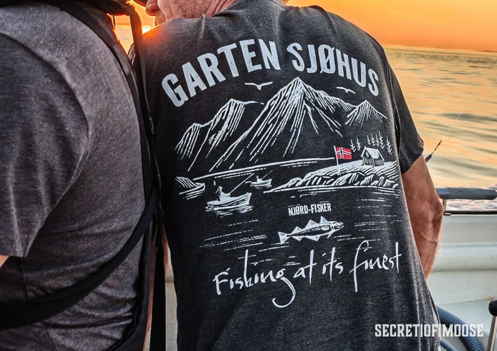 Shirt Njordfisker - Garten Sjohus. Angeln Norwegen
